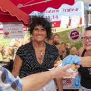Umweltschonend hergestellte Qualitätsprodukte aus der Region Herzlich und herzhaft: Angebot auf dem deutsch-französischen Biosphären-Bauernmarkt (Foto: Biosphärenreservat/Venus)